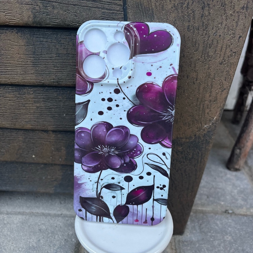 Elegant Purple Floral iPhone 15 Pro Case